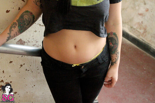 Spaceinvayda page leaked private photo uncensored HD quality