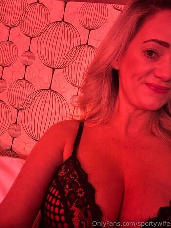 Sportywife page leaked private photo uncensored HD quality