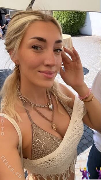 Starletnova leaked private photo uncensored HD quality