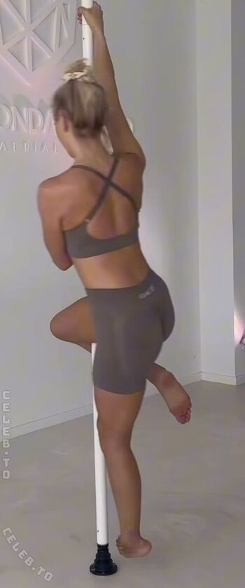 Starletnova leaked private photo uncensored HD quality