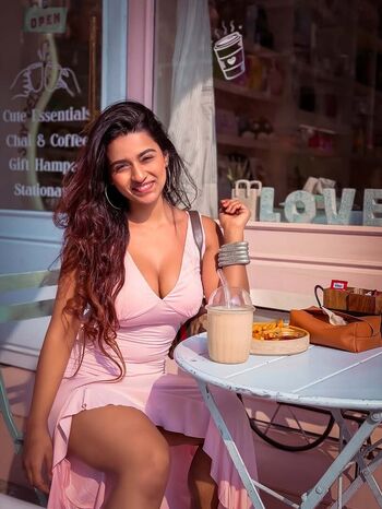 Suhana khan page leaked private photo uncensored HD quality