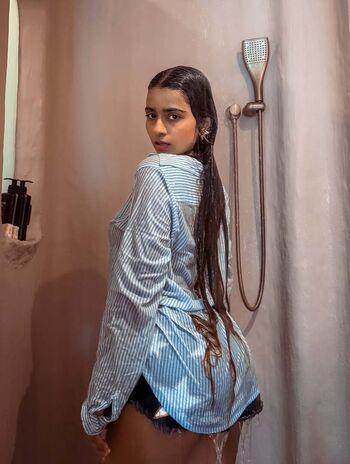 Suhana khan page leaked private photo uncensored HD quality