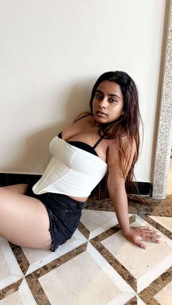 Suhana khan leaked private photo uncensored HD quality