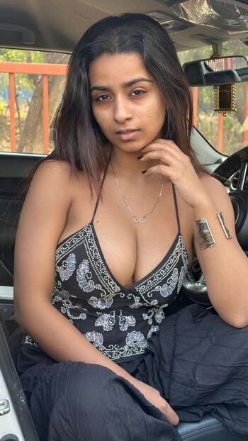 Suhana khan page leaked private photo uncensored HD quality