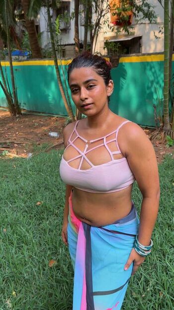 Suhana khan page leaked private photo uncensored HD quality