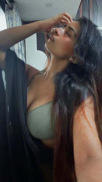 Suhana khan leaked private photo uncensored HD quality