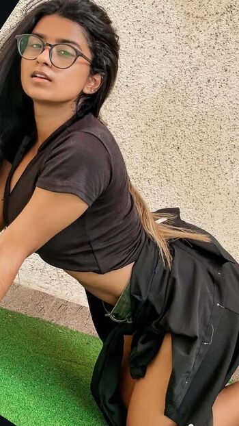 Suhana khan leaked private photo uncensored HD quality
