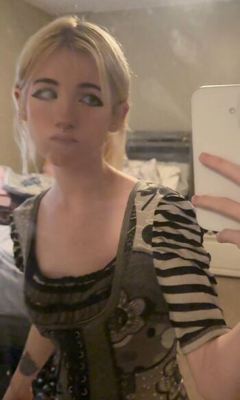 Sushiflavoredmilk leaked private photo uncensored HD quality