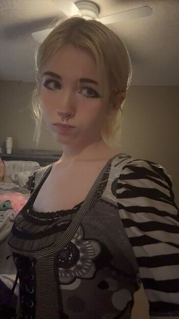 Sushiflavoredmilk leaked private photo uncensored HD quality