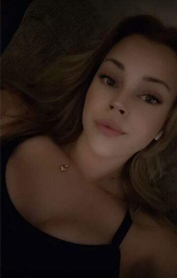 Swedish girls leaked private photo uncensored HD quality