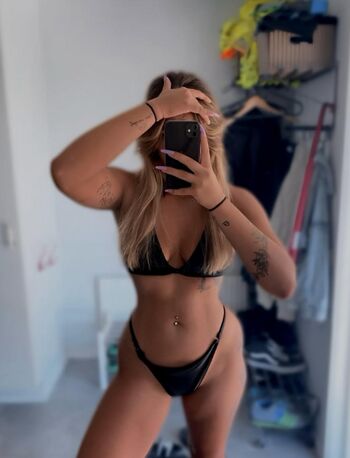 Swedish girls leaked private photo uncensored HD quality
