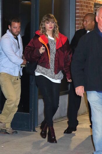 Taylor swift  page leaked private photo uncensored HD quality