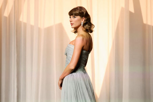 Taylor swift  page leaked private photo uncensored HD quality