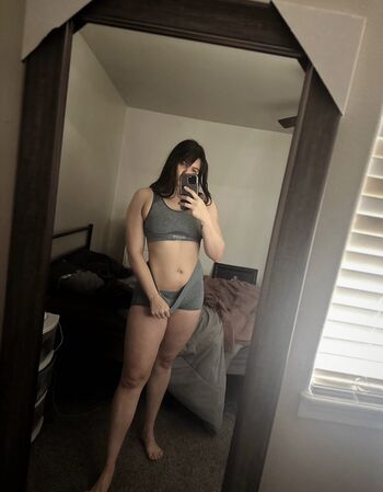 Taylorliz leaked private photo uncensored HD quality