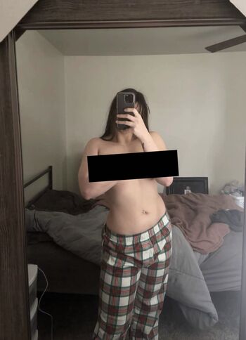Taylorliz leaked private photo uncensored HD quality