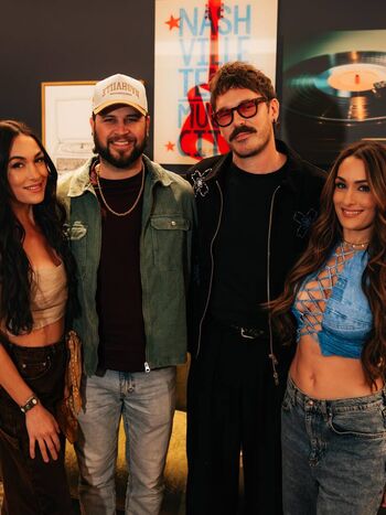 The bella twins page leaked private photo uncensored HD quality