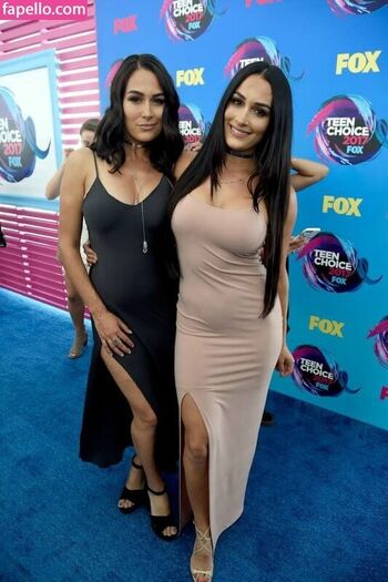The bella twins page leaked private photo uncensored HD quality