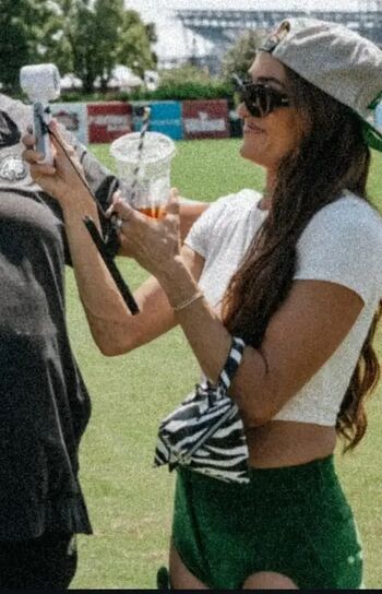 The bella twins page leaked private photo uncensored HD quality