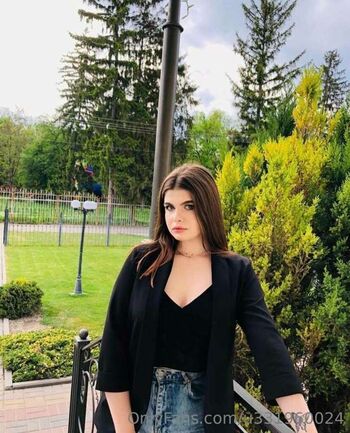 Thebooty leah leaked private photo uncensored HD quality