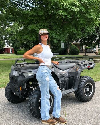Thefarmergrayce leaked private photo uncensored HD quality