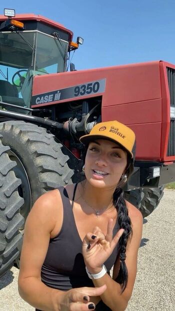 Thefarmergrayce leaked private photo uncensored HD quality