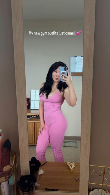 Thick asian women page leaked private photo uncensored HD quality