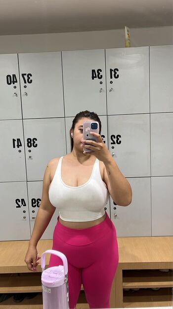 Thick asian women page leaked private photo uncensored HD quality