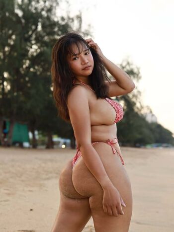 Thick asian women page leaked private photo uncensored HD quality