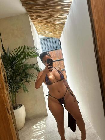 Thick asian women leaked private photo uncensored HD quality