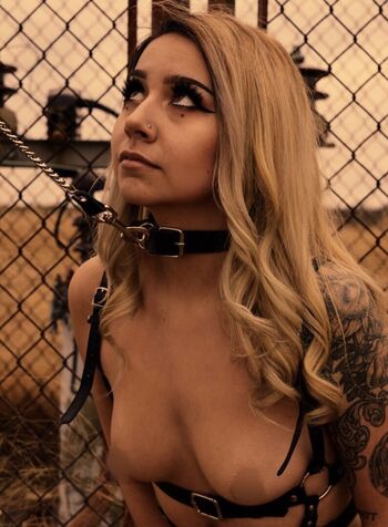 Tiiinkkk page leaked private photo uncensored HD quality
