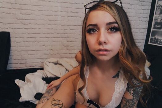 Tiiinkkk leaked private photo uncensored HD quality