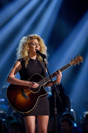 Tori kelly leaked private photo uncensored HD quality