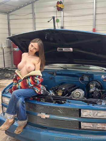 Toystoryandiee leaked private photo uncensored HD quality