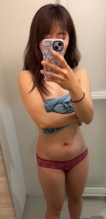 Twitch miamia leaked private photo uncensored HD quality