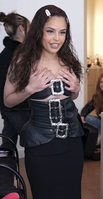 Valkyrae  page leaked private photo uncensored HD quality