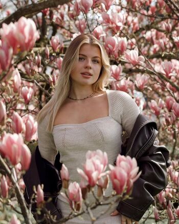 Vallixpauline page leaked private photo uncensored HD quality