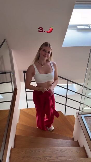Vallixpauline leaked private photo uncensored HD quality