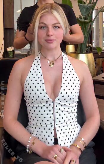 Vallixpauline leaked private photo uncensored HD quality