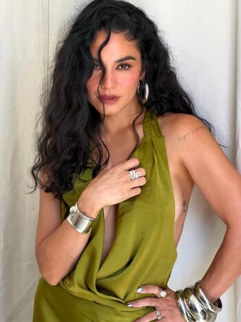 Vanessa hudgens leaked private photo uncensored HD quality