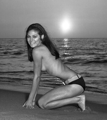 Vintage starlets page leaked private photo uncensored HD quality