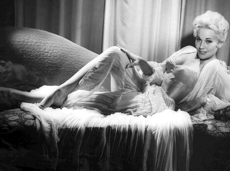 Vintage starlets page leaked private photo uncensored HD quality