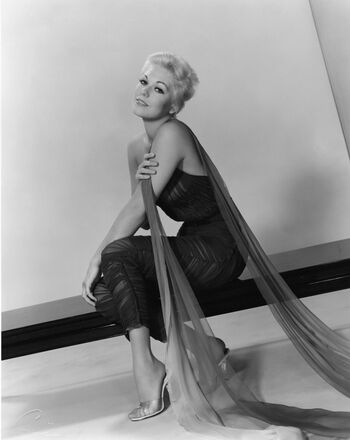 Vintage starlets page leaked private photo uncensored HD quality