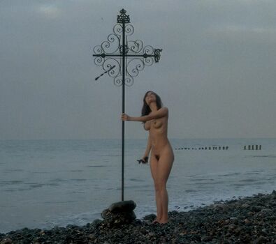 Vintage starlets page leaked private photo uncensored HD quality