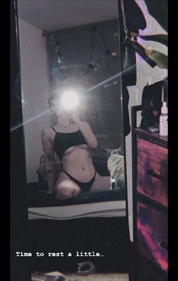 Vivickivvv page leaked private photo uncensored HD quality