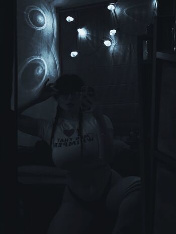 Vivickivvv leaked private photo uncensored HD quality