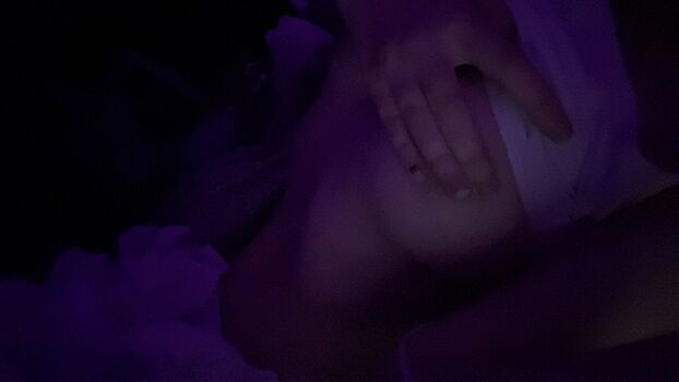 Waitingnote leaked private photo uncensored HD quality