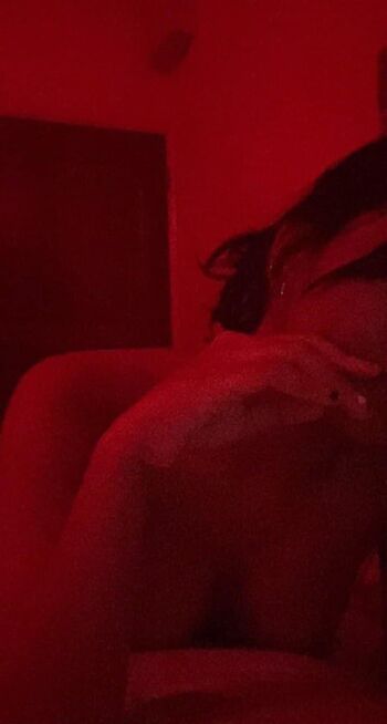 Weiiwenlim leaked private photo uncensored HD quality