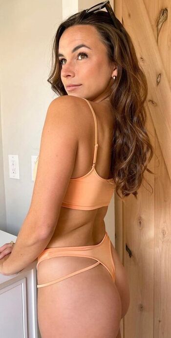 Women in bikinis leaked private photo uncensored HD quality
