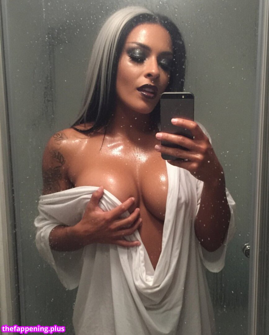 Wwe zelina vega/ leaked private photo uncensored HD quality
