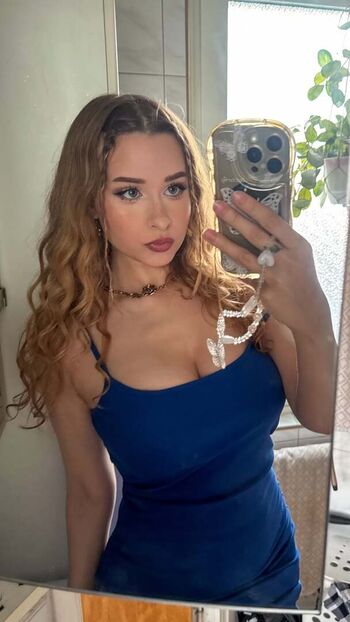 Yaboielina leaked private photo uncensored HD quality